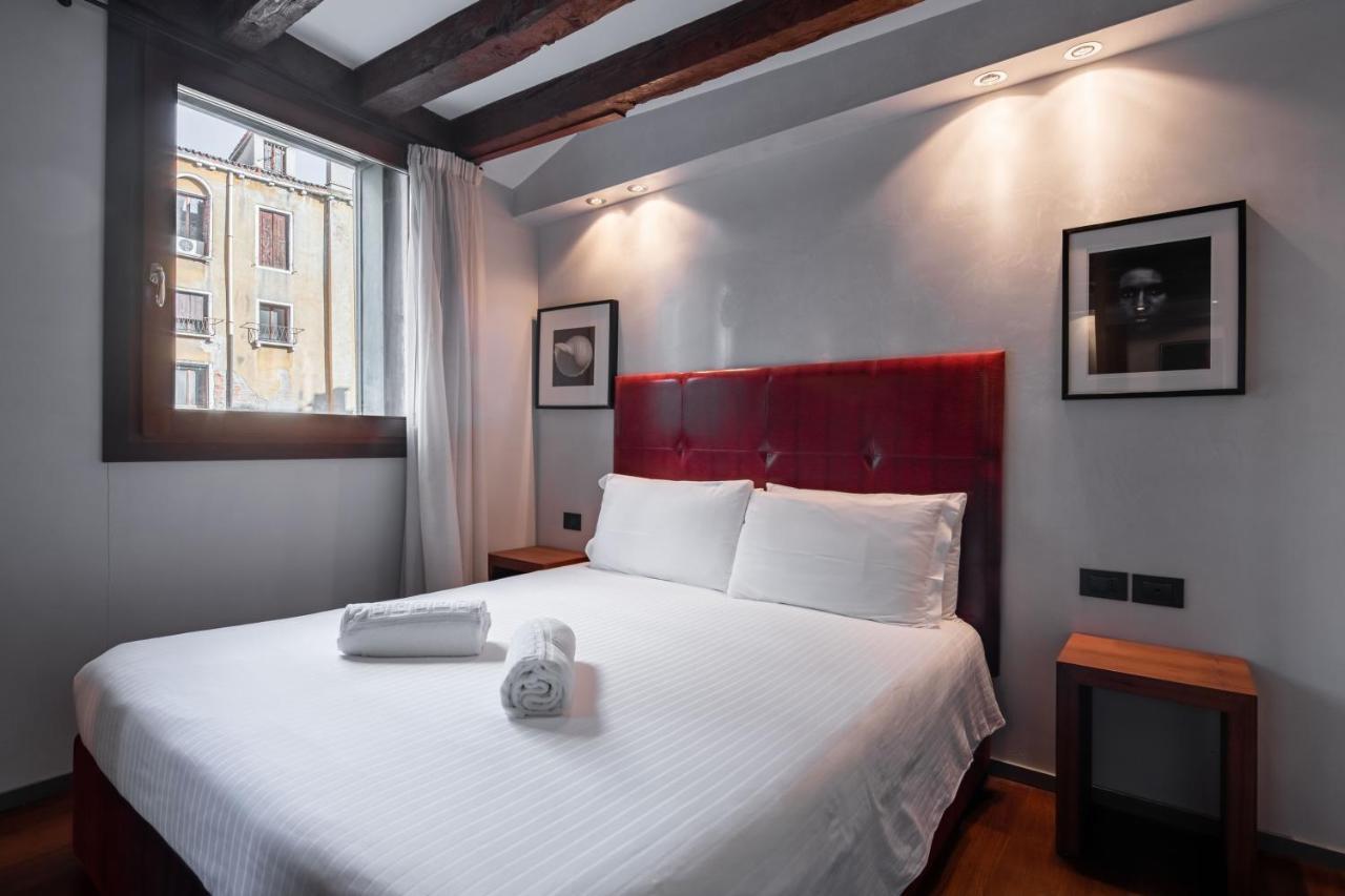 Apartamento Ve.N.I.Ce Cera San Moise Venecia Exterior foto