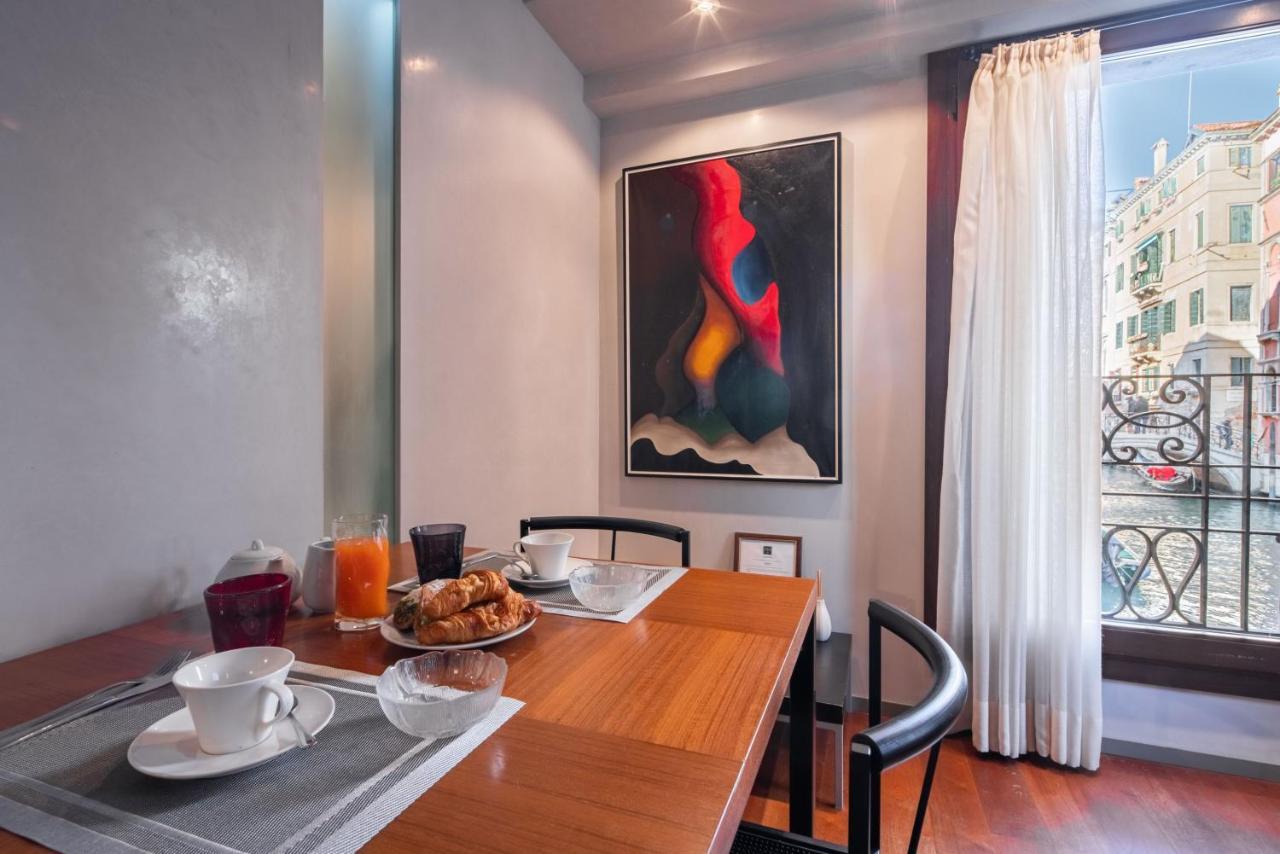 Apartamento Ve.N.I.Ce Cera San Moise Venecia Exterior foto